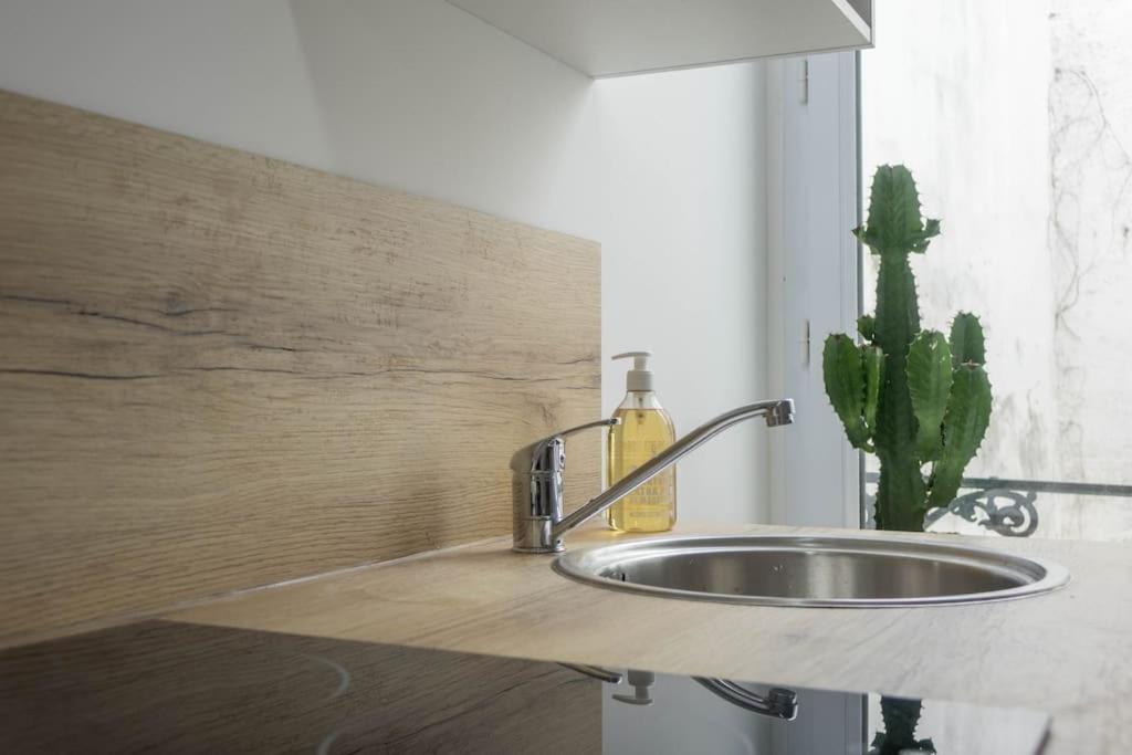 Studio Contemporain A Deux Pas De La Cathedrale Apartment Orleans Ngoại thất bức ảnh