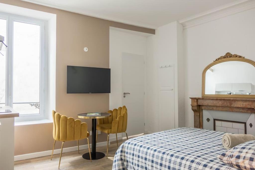 Studio Contemporain A Deux Pas De La Cathedrale Apartment Orleans Ngoại thất bức ảnh